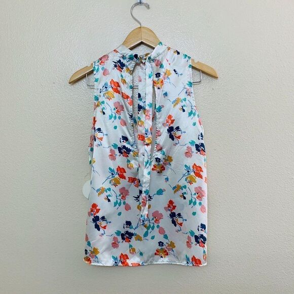 Tularosa Evie V Neck Cutout Floral Satin Tank XS - Picture 6 of 9